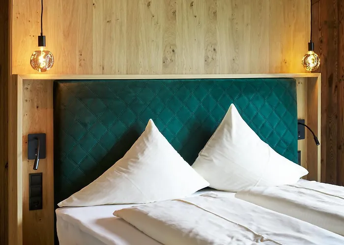 Stern Hotel 3*