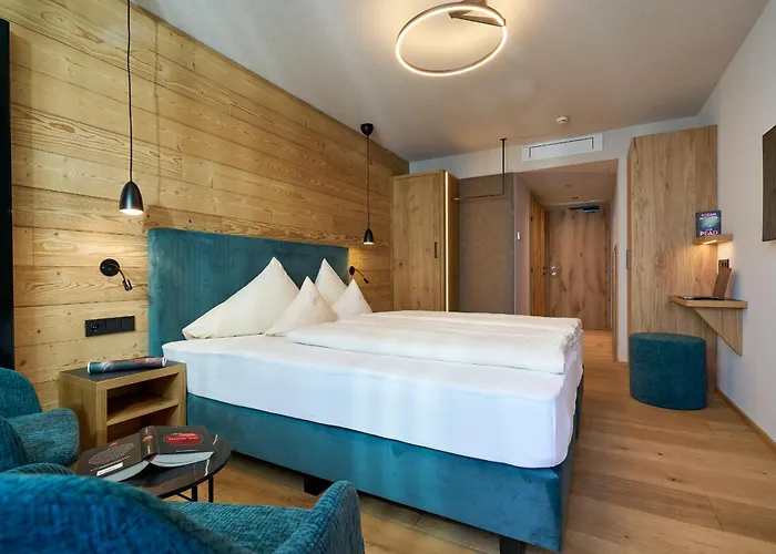 Hotel Stern 3*