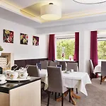 Hotel Stern