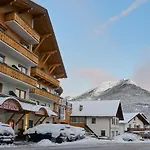 Stern Hotel