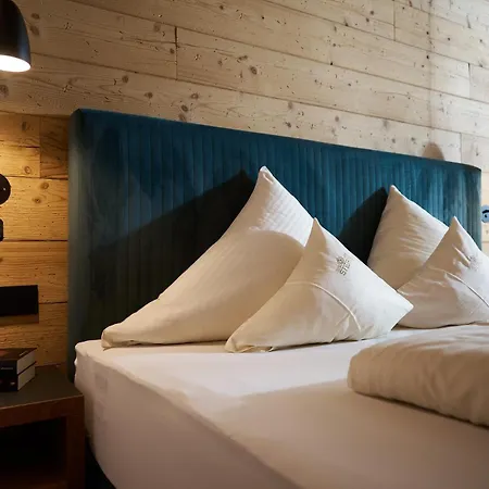 Stern Hotel 3*