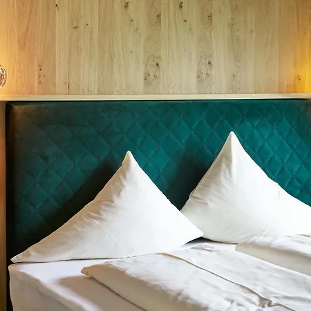 Stern Hotel 3*