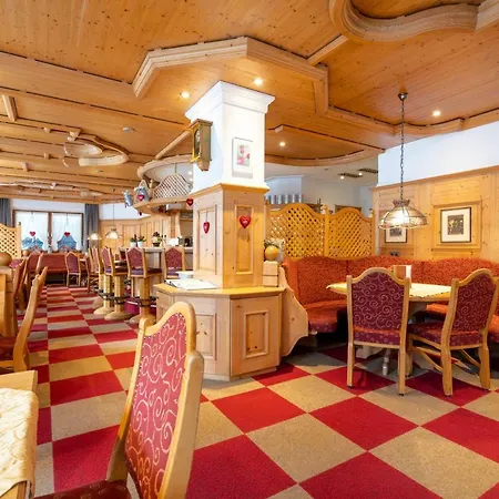 Stern Hotel